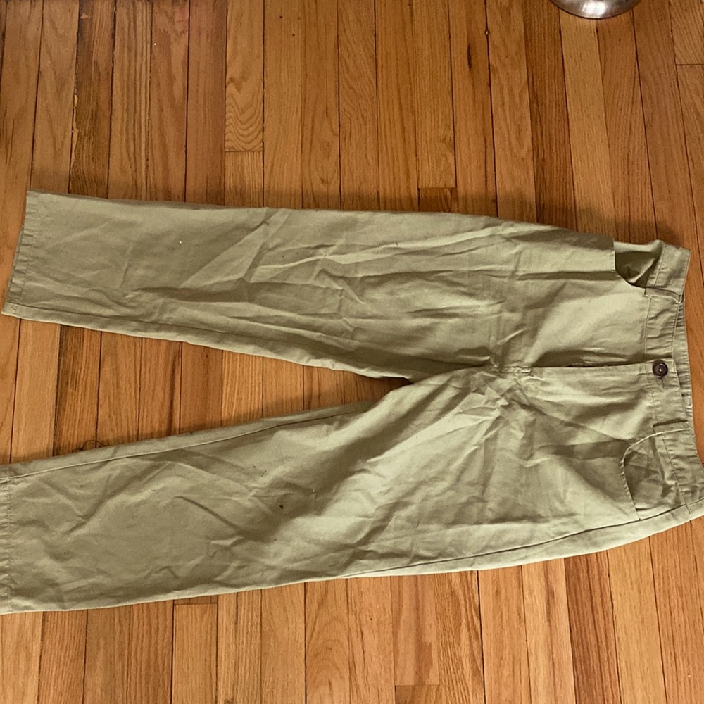 Women’s light olive green pants